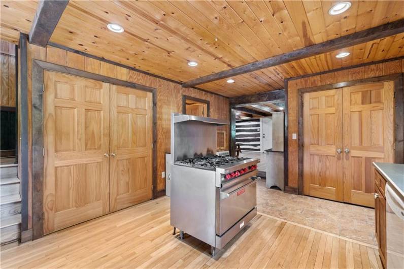 386 Burkett Bridge Road, Everett, PA 15537, 2 Bedrooms Bedrooms, 9 Rooms Rooms,1 BathroomBathrooms,Residential,For Sale,Burkett Bridge Road,1667964