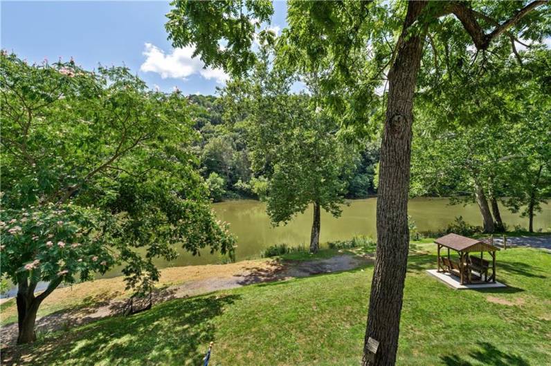 386 Burkett Bridge Road, Everett, PA 15537, 2 Bedrooms Bedrooms, 9 Rooms Rooms,1 BathroomBathrooms,Residential,For Sale,Burkett Bridge Road,1667964