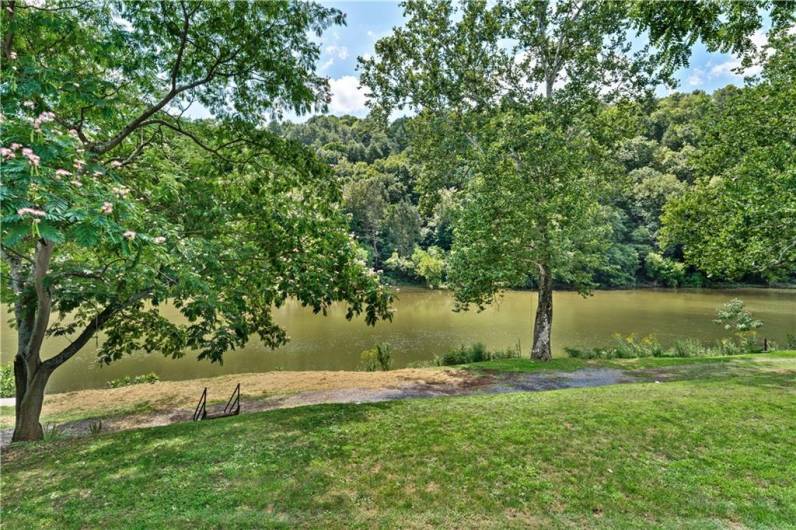 386 Burkett Bridge Road, Everett, PA 15537, 2 Bedrooms Bedrooms, 9 Rooms Rooms,1 BathroomBathrooms,Residential,For Sale,Burkett Bridge Road,1667964