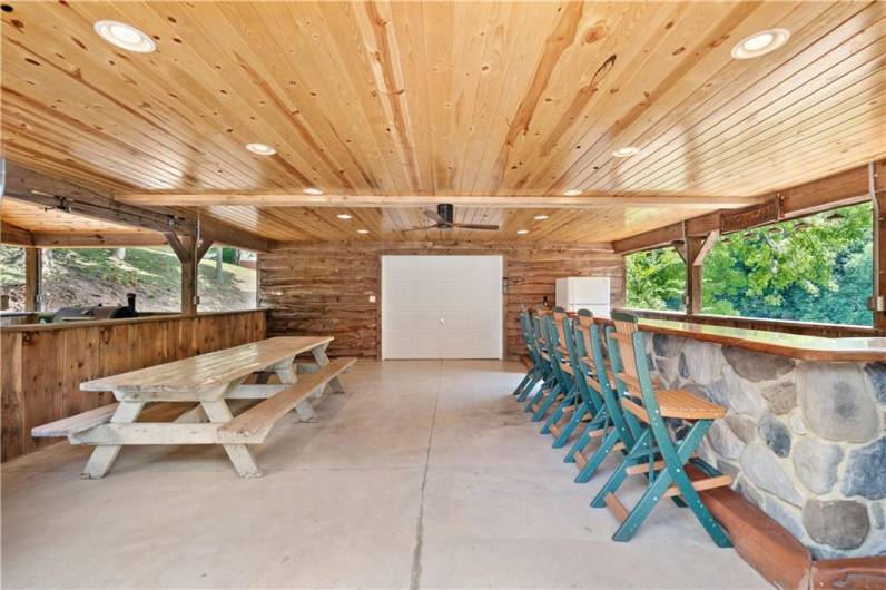 386 Burkett Bridge Road, Everett, PA 15537, 2 Bedrooms Bedrooms, 9 Rooms Rooms,1 BathroomBathrooms,Residential,For Sale,Burkett Bridge Road,1667964