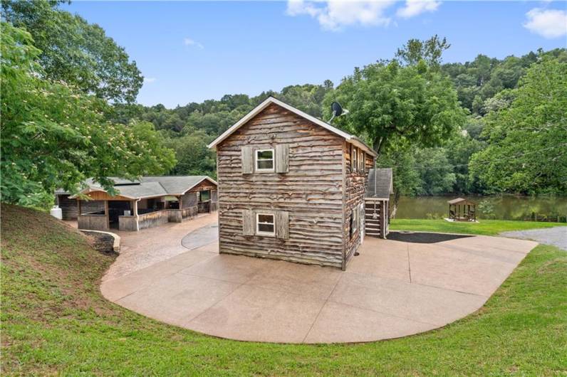 386 Burkett Bridge Road, Everett, PA 15537, 2 Bedrooms Bedrooms, 9 Rooms Rooms,1 BathroomBathrooms,Residential,For Sale,Burkett Bridge Road,1667964