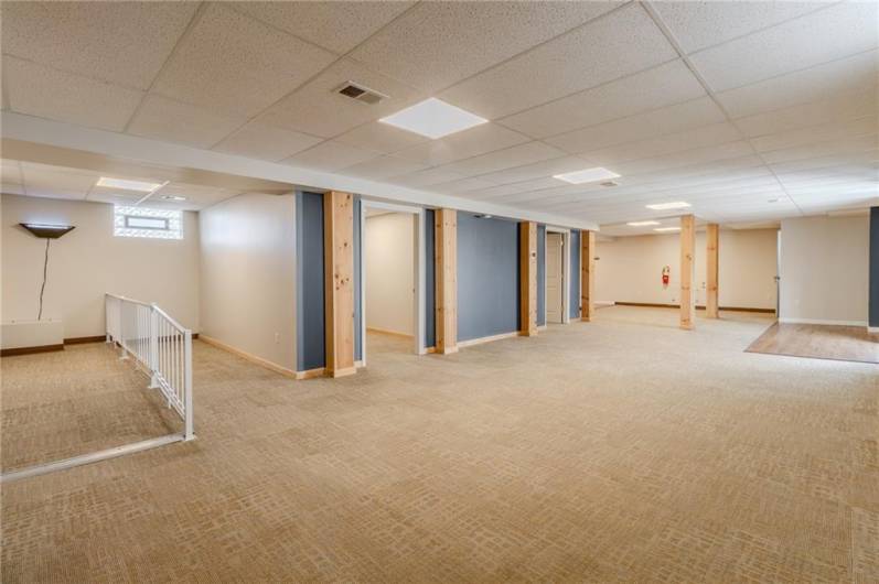2120 Freeport Rd, New Kensington, PA 15068, ,Commercial-industrial-business,For Sale,Freeport Rd,1669057