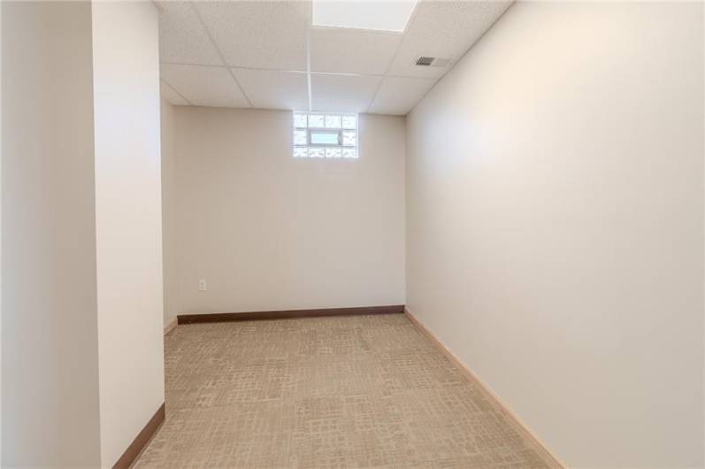 2120 Freeport Rd, New Kensington, PA 15068, ,Commercial-industrial-business,For Sale,Freeport Rd,1669057
