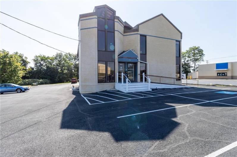 2120 Freeport Rd, New Kensington, PA 15068, ,Commercial-industrial-business,For Sale,Freeport Rd,1669057