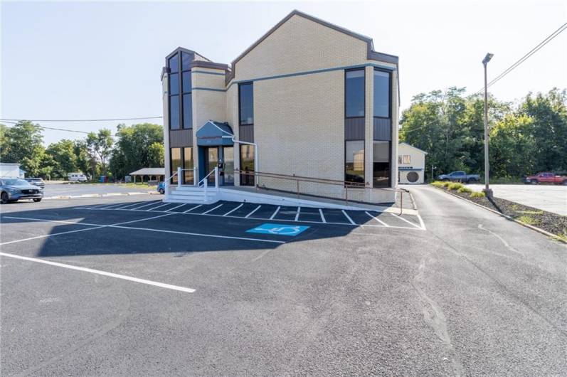 2120 Freeport Rd, New Kensington, PA 15068, ,Commercial-industrial-business,For Sale,Freeport Rd,1669057