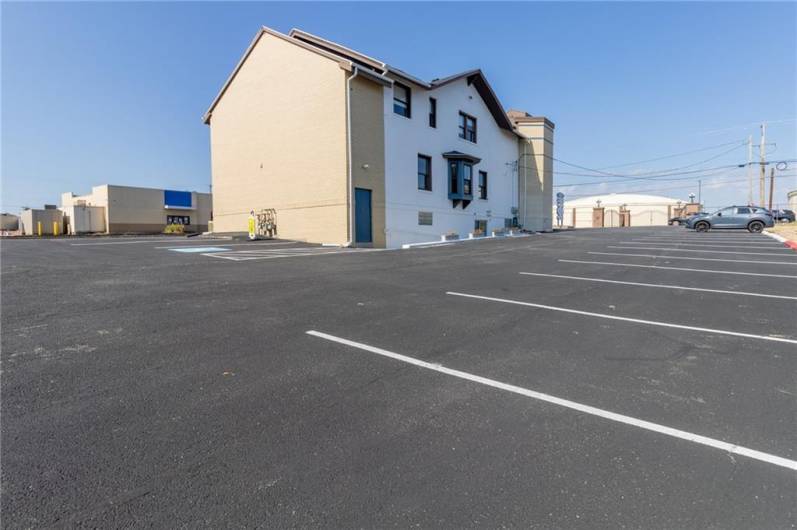 2120 Freeport Rd, New Kensington, PA 15068, ,Commercial-industrial-business,For Sale,Freeport Rd,1669057