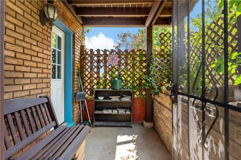 2812 Brentwood Ave, Pittsburgh, PA 15227, 4 Bedrooms Bedrooms, 8 Rooms Rooms,2 BathroomsBathrooms,Residential,For Sale,Brentwood Ave,1669534