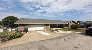 1135 Mccrory Lane, California, PA 15419, 4 Bedrooms Bedrooms, 6 Rooms Rooms,2 BathroomsBathrooms,Residential,For Sale,Mccrory Lane,1670012