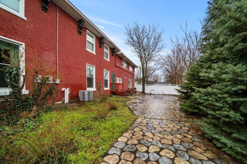 51 Outdoor patio off the kitchen