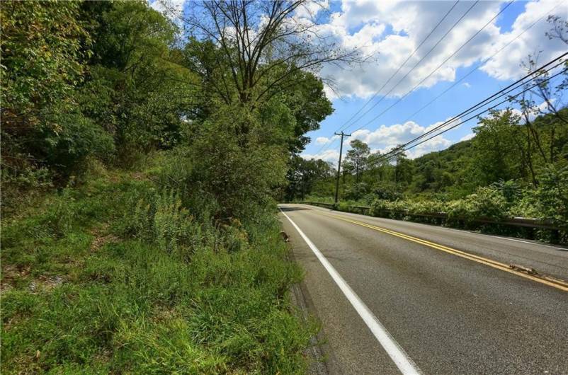 Streetview facing south on Mt Nebo
