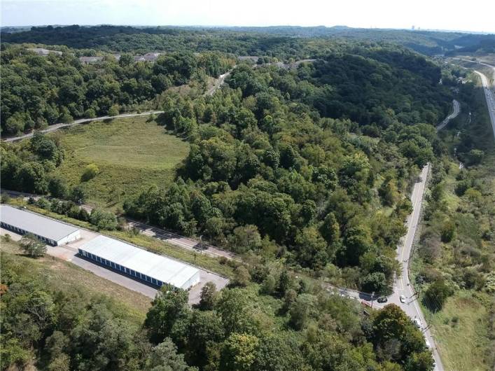 Close to the Mt Nebo point Shopping center and 279