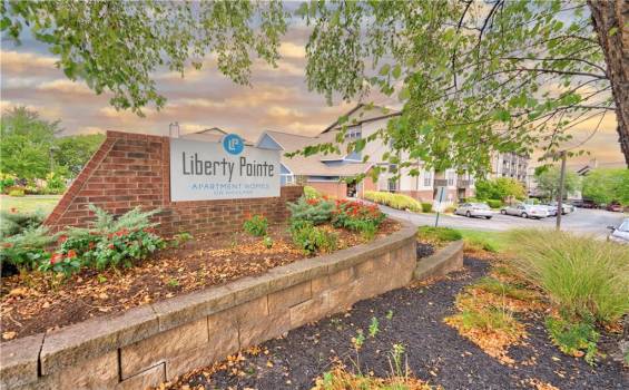 35 Highland Rd, Bethel Park, PA 15102, 2 Bedrooms Bedrooms, ,2 BathroomsBathrooms,Lease,For Sale,Highland Rd,1671645