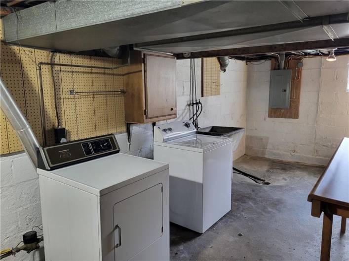 ...Laundry is also in the lower level.  Washer & Dryer are for tenant's use...