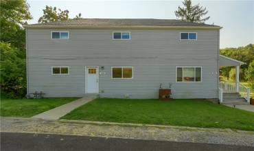 3086-3088 Santiago Rd, Imperial, PA 15126, ,Multi-unit,For Sale,Santiago Rd,1671907