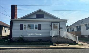 1630 2nd St, New Brighton, PA 15066, 2 Bedrooms Bedrooms, 7 Rooms Rooms,1 BathroomBathrooms,Residential,For Sale,2nd St,1671957