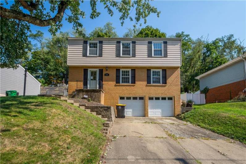 Welcome to 579 Clifton Road in Bethel Park!