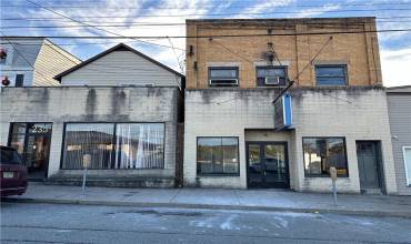 235-237 Longfellow Street, Vandergrift, PA 15690, ,Multi-unit,For Sale,Longfellow Street,1672486