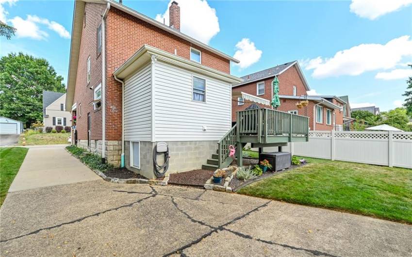 The Addition houses the Laundry & Powder Rooms