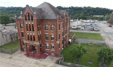 704 Market St, Mckeesport, PA 15132, ,Multi-unit,For Sale,Market St,1672795