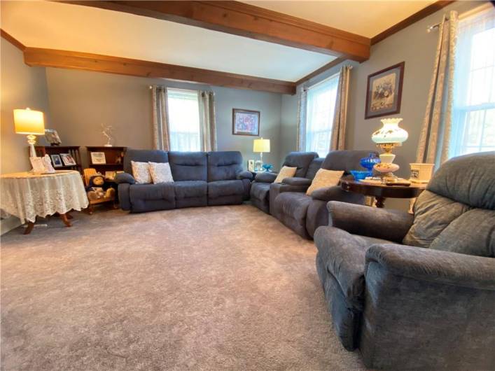 123 Leech Road, Greenville, PA 16125, 3 Bedrooms Bedrooms, 10 Rooms Rooms,1.2 BathroomsBathrooms,Residential,For Sale,Leech Road,0,1672868
