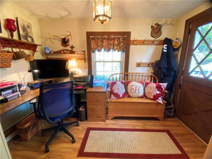 123 Leech Road, Greenville, PA 16125, 3 Bedrooms Bedrooms, 10 Rooms Rooms,1.2 BathroomsBathrooms,Residential,For Sale,Leech Road,0,1672868