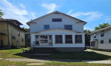 728 Meek St, Sharon, PA 16146, 3 Bedrooms Bedrooms, 6 Rooms Rooms,1.1 BathroomsBathrooms,Residential,For Sale,Meek St,1672101