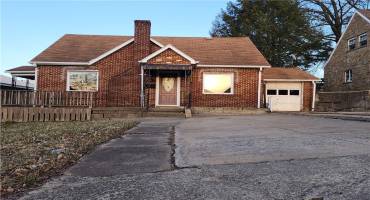 211 Washington St, Masontown, PA 15461, 3 Bedrooms Bedrooms, ,1.1 BathroomsBathrooms,Residential,For Sale,Washington St,1673172