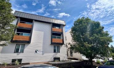 3408 Parkview Ave, Pittsburgh, PA 15213, 2 Bedrooms Bedrooms, ,1 BathroomBathrooms,Lease,For Sale,Parkview Ave,1673841