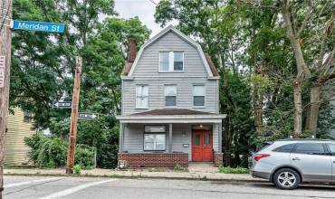 145 Meridan St, Pittsburgh, PA 15211, 3 Bedrooms Bedrooms, ,1.1 BathroomsBathrooms,Lease,For Sale,Meridan St,1673847