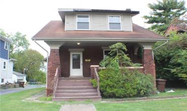 1395 Heinz Ave, Sharon, PA 16146, 3 Bedrooms Bedrooms, 6 Rooms Rooms,1 BathroomBathrooms,Residential,For Sale,Heinz Ave,1673885