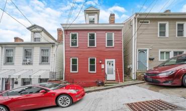 41 Welsh Way, Pittsburgh, PA 15203, 3 Bedrooms Bedrooms, 8 Rooms Rooms,1 BathroomBathrooms,Residential,For Sale,Welsh Way,1673897