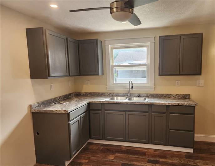 Kitchen/Living Room Combo