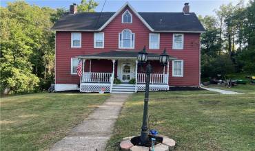 18 Ruble Dr, Uniontown, PA 15401, 3 Bedrooms Bedrooms, 7 Rooms Rooms,2 BathroomsBathrooms,Residential,For Sale,Ruble Dr,1668989