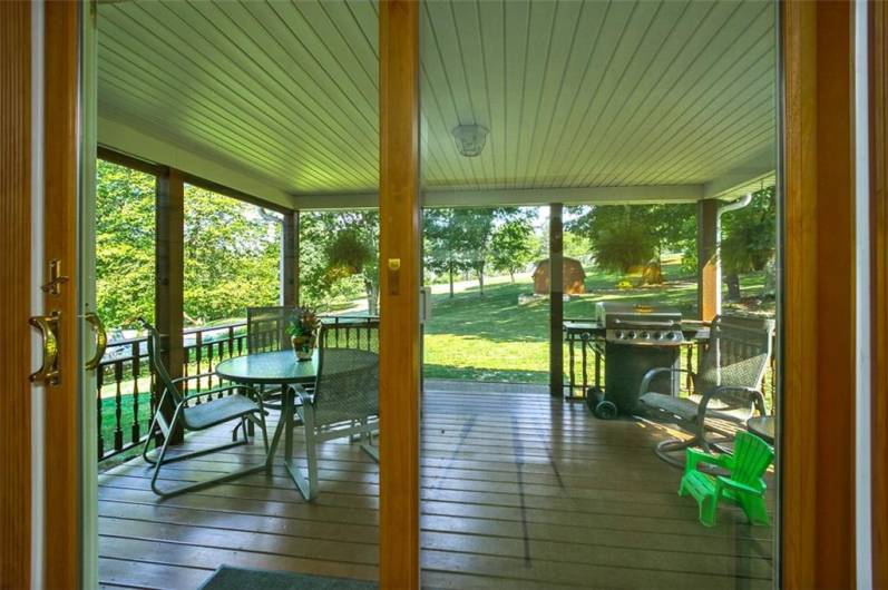 Covered rear patio off Gameroom