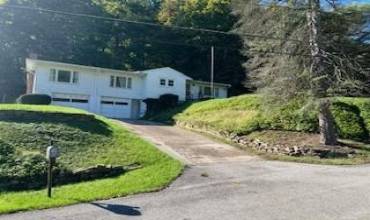 757 Old Narrows Run Road, Coraopolis, PA 15108, ,Commercial-industrial-business,For Sale,Old Narrows Run Road,1674751