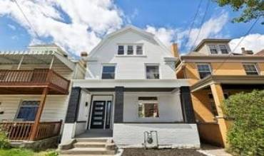 98 Ruth St., Pittsburgh, PA 15211, 3 Bedrooms Bedrooms, 6 Rooms Rooms,3.1 BathroomsBathrooms,Residential,For Sale,Ruth St.,1674837