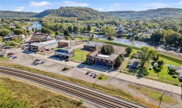 450 Latrobe Avenue, Confluence, PA 15424, ,Commercial-industrial-business,For Sale,Latrobe Avenue,1674570