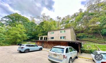 2317 New England Rd, West Mifflin, PA 15122, ,Commercial-industrial-business,For Sale,New England Rd,1674783