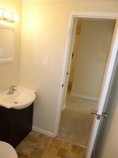 5900 Babcock Blvd, Pittsburgh, PA 15237, 1 Bedroom Bedrooms, 4 Rooms Rooms,1 BathroomBathrooms,Residential,For Sale,Babcock Blvd,1670786