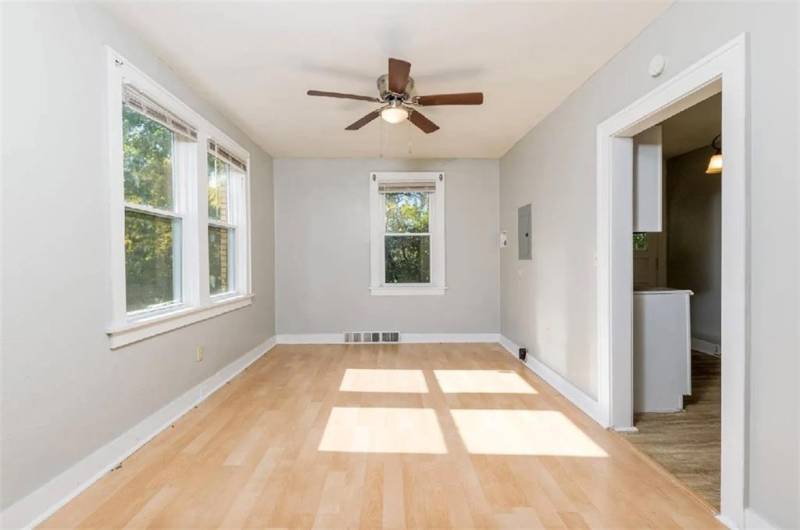 650 Tarragonna St, Pittsburgh, PA 15210, 3 Bedrooms Bedrooms, ,2 BathroomsBathrooms,Residential,For Sale,Tarragonna St,1676281