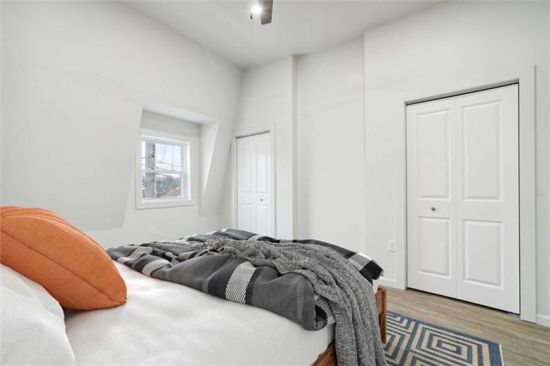 616 Mathilda St, Pittsburgh, PA 15224, 4 Bedrooms Bedrooms, ,4 BathroomsBathrooms,Residential,For Sale,Mathilda St,1676306