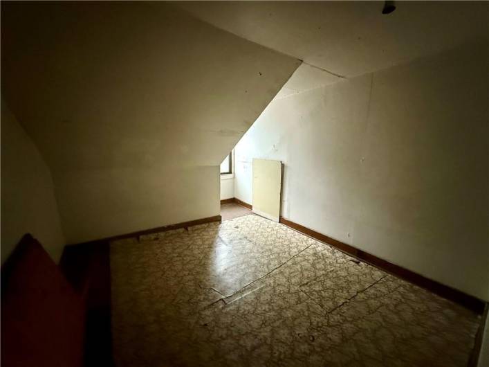 unfinished 3rd floor