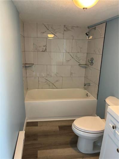 Bottom Unit Bathroom