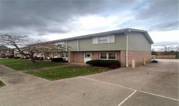 225 Pike, 15342, PA 15342, 2 Bedrooms Bedrooms, ,1.1 BathroomsBathrooms,Lease,For Sale,Pike,1676220