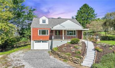 151 manor rd, wexford, PA 15090, 3 Bedrooms Bedrooms, 7 Rooms Rooms,1.1 BathroomsBathrooms,Residential,For Sale,manor rd,1676375