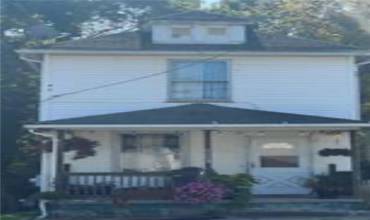 1115 Washington St, New Castle, PA 16101, 3 Bedrooms Bedrooms, ,1 BathroomBathrooms,Residential,For Sale,Washington St,1676672