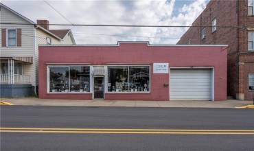 1910 Ligonier St, Latrobe, PA 15650, ,Commercial-industrial-business,For Sale,Ligonier St,1676315