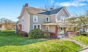 320 Van Buren St, Evans City, PA 16033, 4 Bedrooms Bedrooms, ,3 BathroomsBathrooms,Lease,For Sale,Van Buren St,1676831