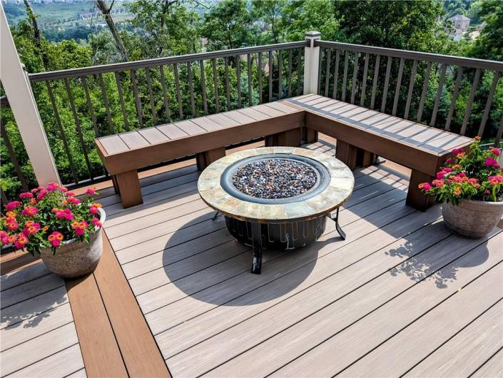 upper deck with gas fire pit