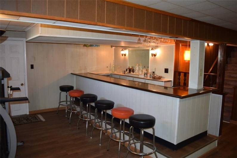 Family Room with Wet Bar